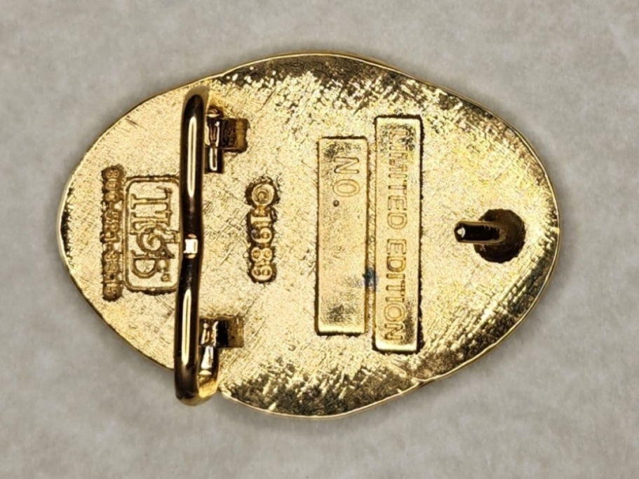 [Buckle Pic Missing] (Click here)